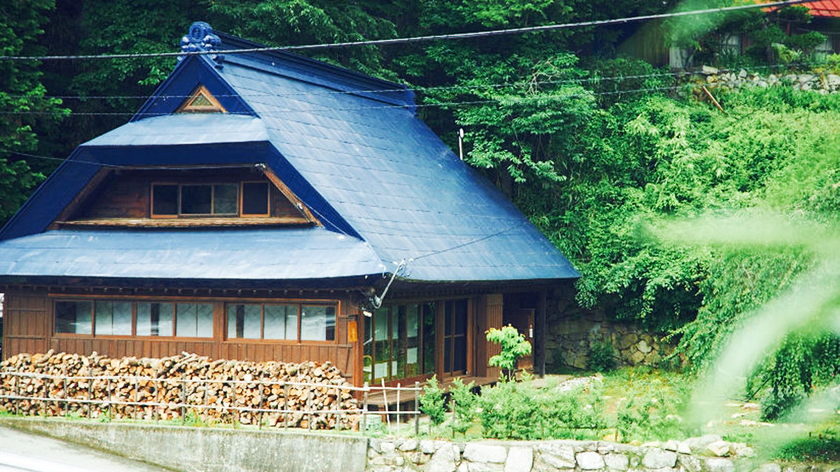 古民家宿「LOOF」で、限界集落の空き家を有効活用する（山梨・芦川町