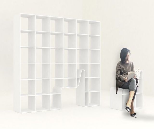 一人暮らしの部屋にちょうど良い「本棚にしまっておくことのできるイス」