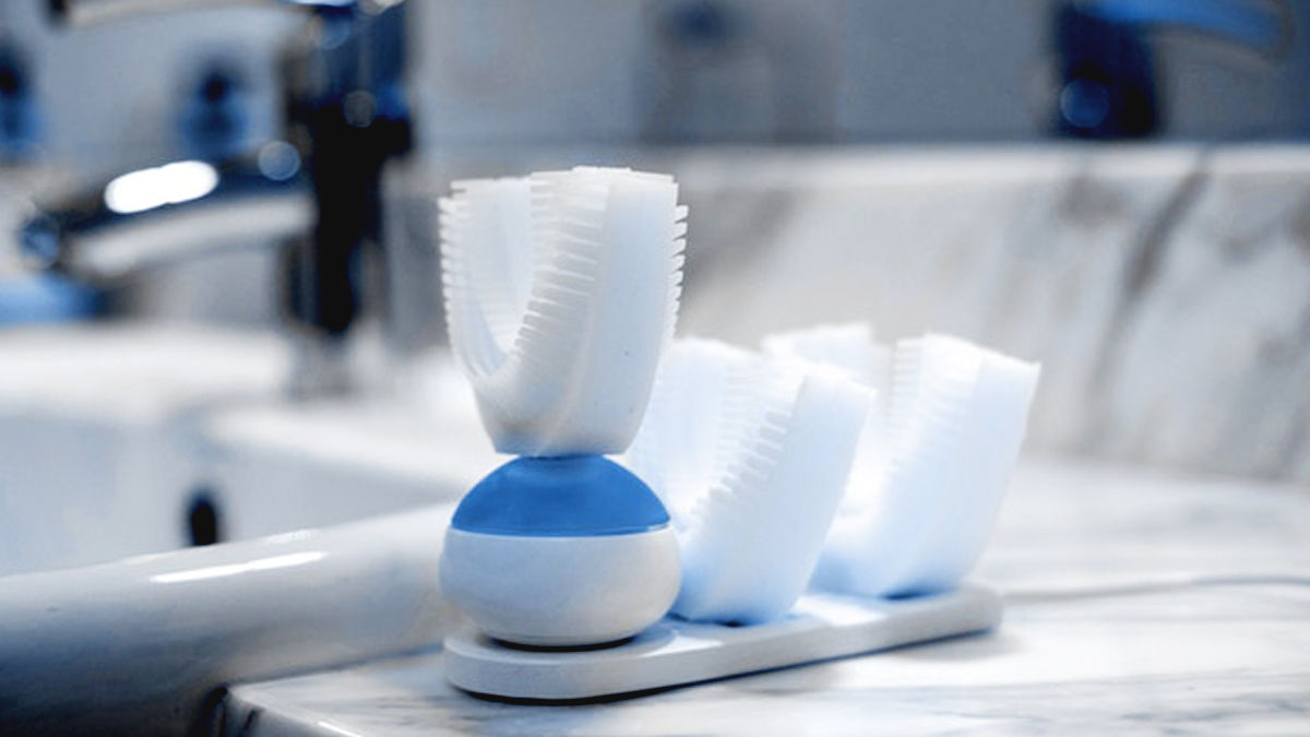 手を使わずに磨けるAmabrush 1回10秒でOKな、歯磨きマウスピース「Amabrush」 | TABI LABO