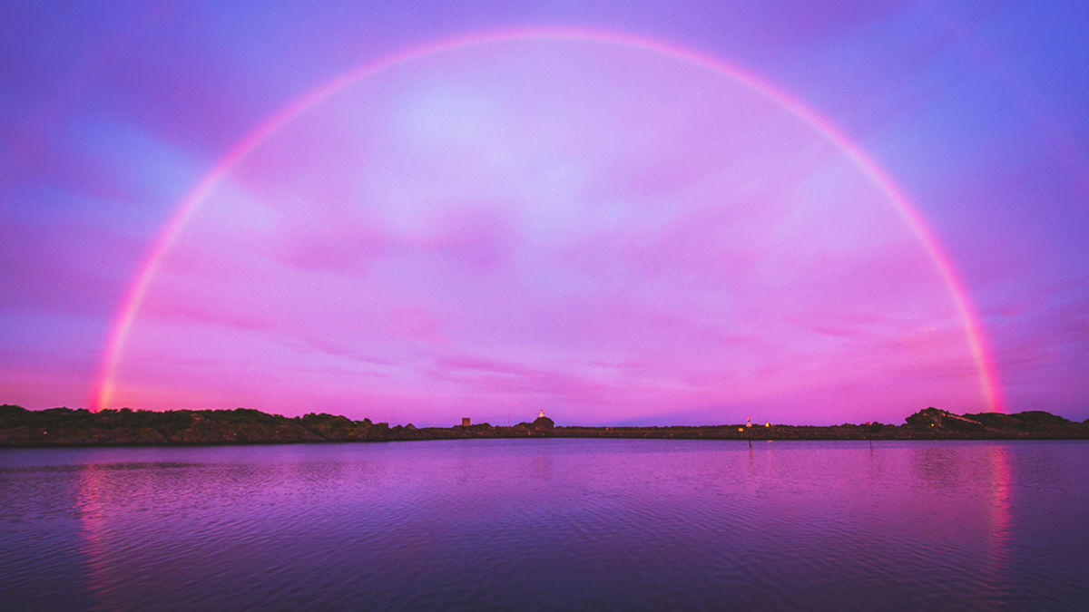 イングランドにピンクの虹が現れた Tabi Labo