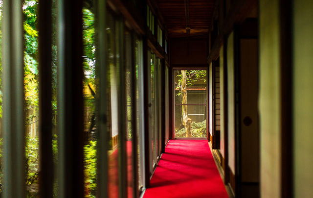 もう一度、日本人としてのアイデンティティを。「高山善光寺」に泊まる旅