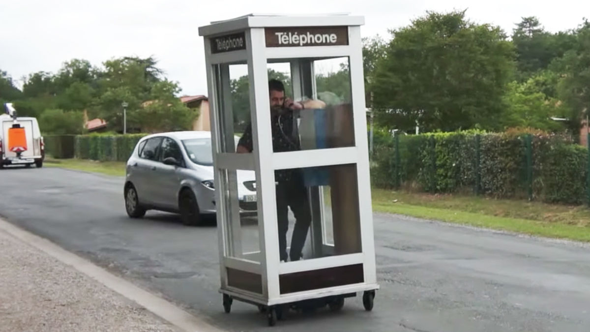 ちょっとバカバカしい 運転できる携帯電話 が意外にも人気 Tabi Labo