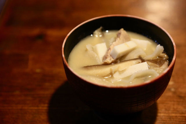 「ゆうなんぎい」のラフテーは、郷土料理の本当の意味を教えてくれた。
