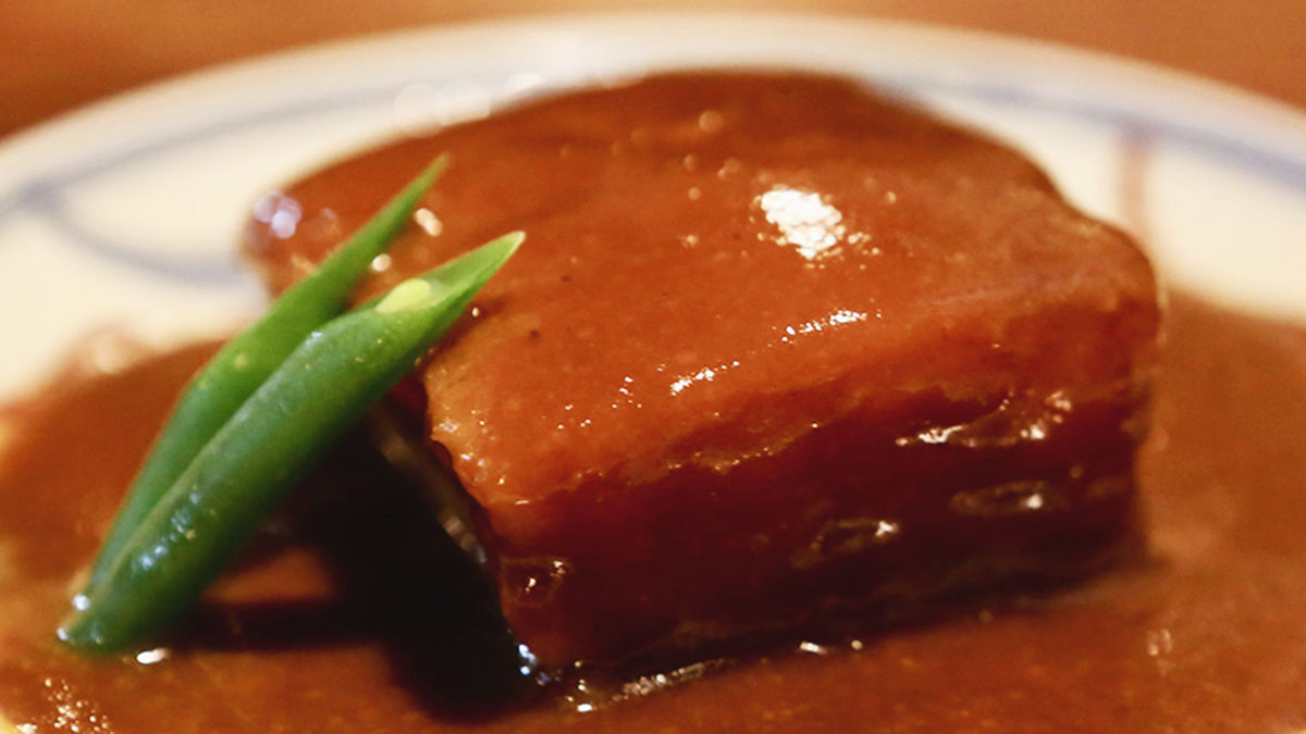 「ゆうなんぎい」のラフテーは、郷土料理の本当の意味を教えてくれた。