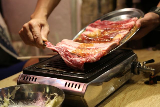 沖縄でバカになりたい。そんな日の「焼肉」狂想曲