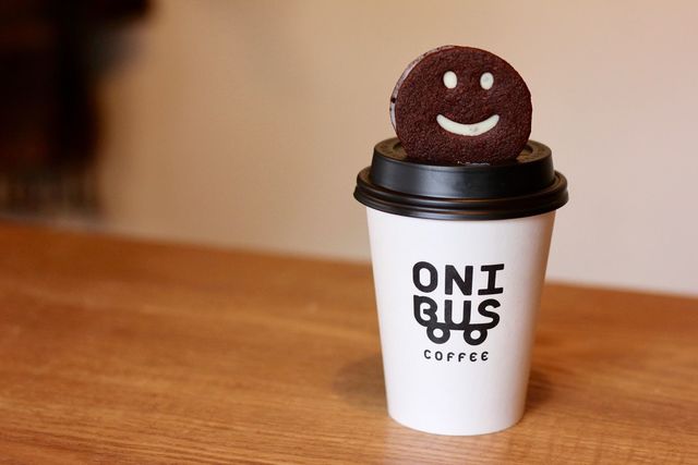 「ONIBUS COFFEE」が愛される理由を探ってきた。