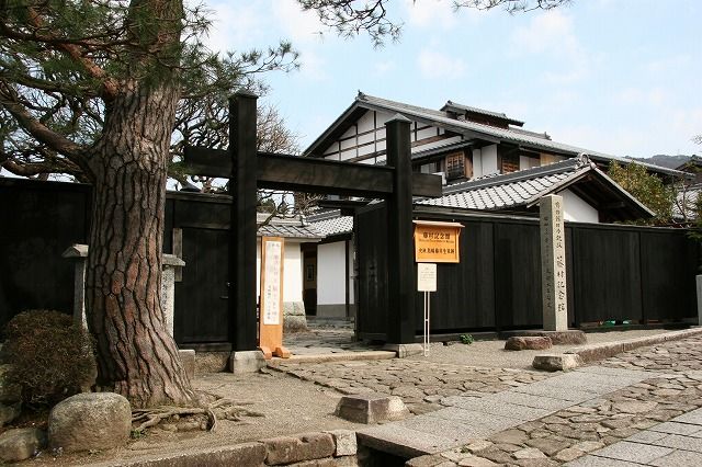 岐阜の「馬籠宿」で、江戸の旅人になる。