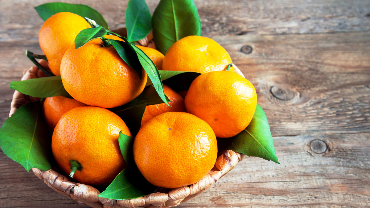 ミカンを食用重曹で煮ると 薄皮がツルん Tabi Labo