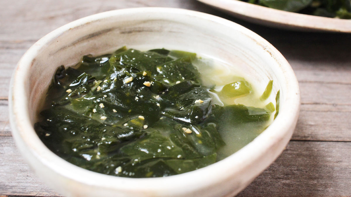90日連続で食べ続ける わかめスープ 韓国の伝統には深いワケがあった Tabi Labo